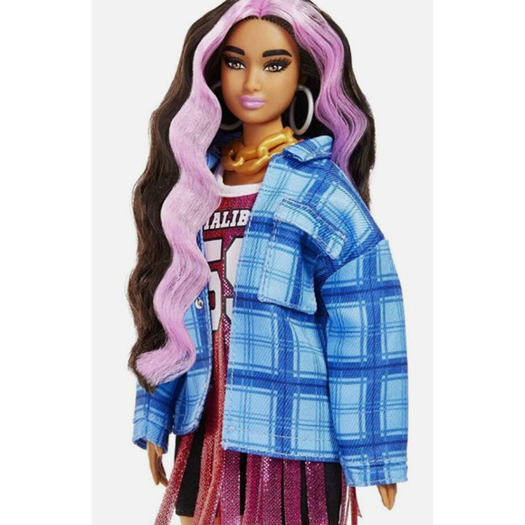 Barbie Extra Doll # 13 Basketball Jersey Dress Flannel Shirt and Pet NWT - Picture 6 of 9